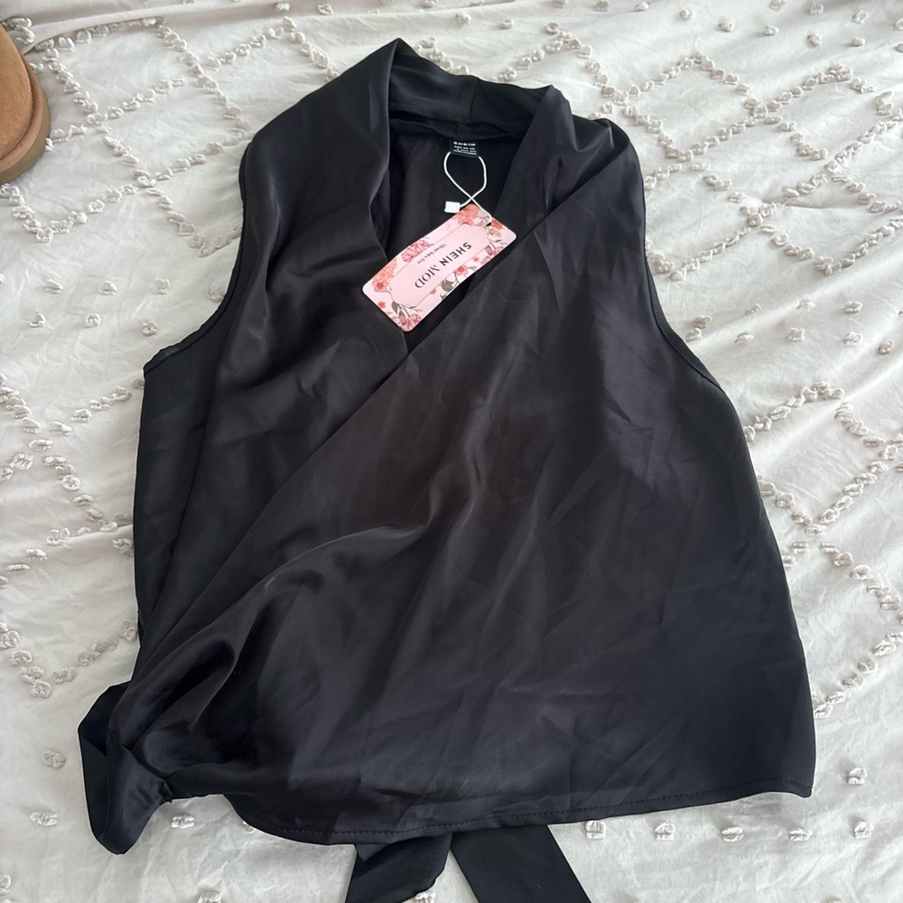 SHEIN Black Wrap Blouse